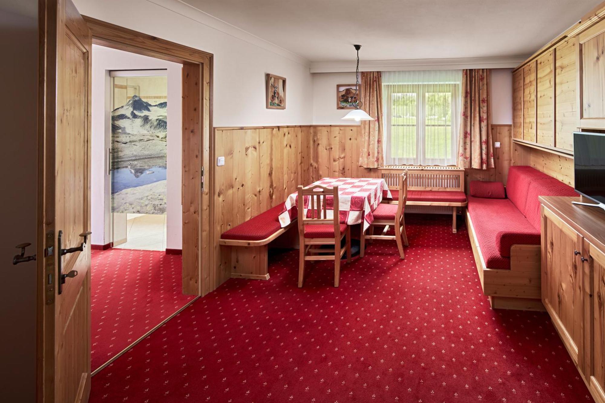 Hotel Gasthof Siggen Neukirchen am Grossvenediger Exterior photo