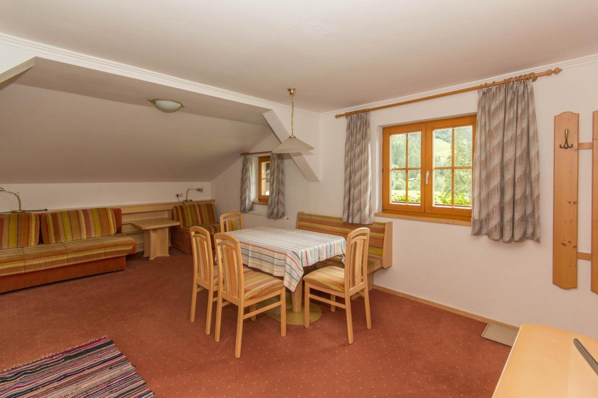 Hotel Gasthof Siggen Neukirchen am Grossvenediger Room photo